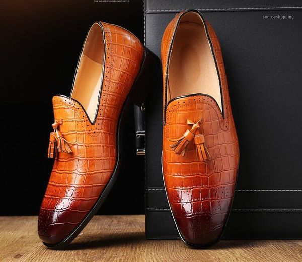 2020 new pointed tassels formal shoes for men business casual shoes male dress office luxury designer oxfords zapatillas hombre1, Black
2020 new pointed tassels formal shoes for men business casual shoes male dress office luxury designer oxfords zapatillas hombre1, Black