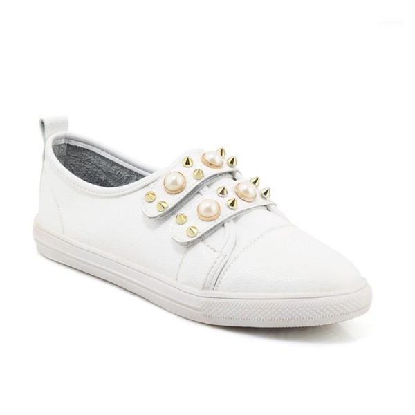 in the spring of 2020 the new cuhk 29-33 children's small yards shoes big yards, 40-46 small white shoes 12291, Black
in the spring of 2020 the new cuhk 29-33 children's small yards shoes big yards, 40-46 small white shoes 12291, Black