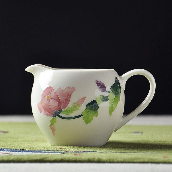 mugs 260ml fair cup ceramic porcelain relief flower pattern public drinkware home set cha hai coffee milk handle
mugs 260ml fair cup ceramic porcelain relief flower pattern public drinkware home set cha hai coffee milk handle
