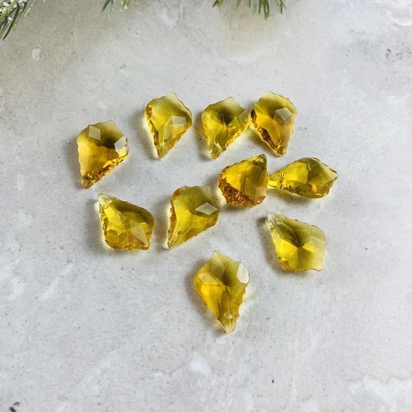 22mm 10pcs colorful maple leaf crystal prism lighitng suncatcher chandelier parts mini crystal pendant for home wedding decor h wmtbge
22mm 10pcs colorful maple leaf crystal prism lighitng suncatcher chandelier parts mini crystal pendant for home wedding decor h wmtbge