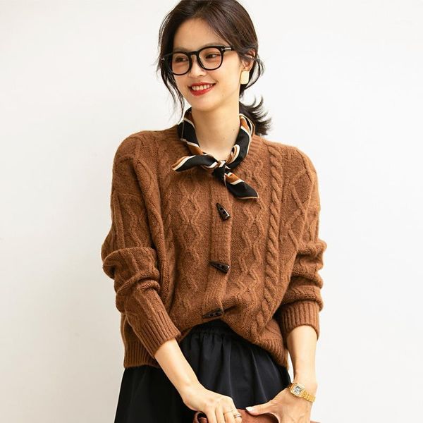 classic retro twist cardigan sweater 2020 autumn winter round neck button loose casual women warm soft ladies y1631a1, White;black
classic retro twist cardigan sweater 2020 autumn winter round neck button loose casual women warm soft ladies y1631a1, White;black