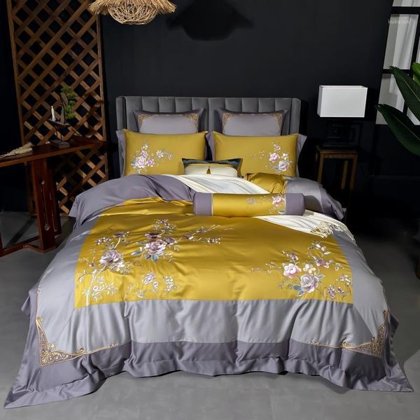 1000tc egyptian cotton bedding set elegant embroidery duvet cover flat sheetgold bed sheet/linen pillowcases 4pcs bed set1
1000tc egyptian cotton bedding set elegant embroidery duvet cover flat sheetgold bed sheet/linen pillowcases 4pcs bed set1