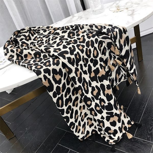 fashion design leopard dot tassel viscose shawl scarf neckerchief autumn winter foulards muslim hijab sjaal y201007, Blue;gray 
fashion design leopard dot tassel viscose shawl scarf neckerchief autumn winter foulards muslim hijab sjaal y201007, Blue;gray