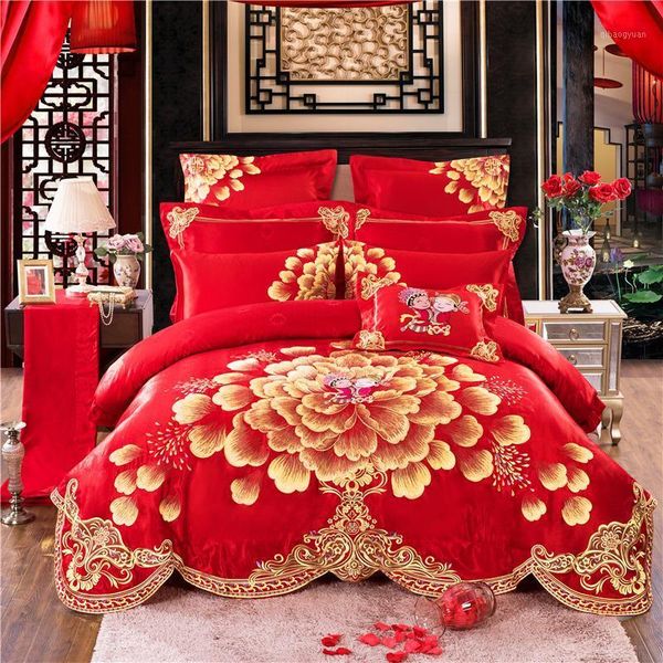 wedding style silk cotton duvet cover thick bed spread set pillowcase red bed cover room bedding set1
wedding style silk cotton duvet cover thick bed spread set pillowcase red bed cover room bedding set1
