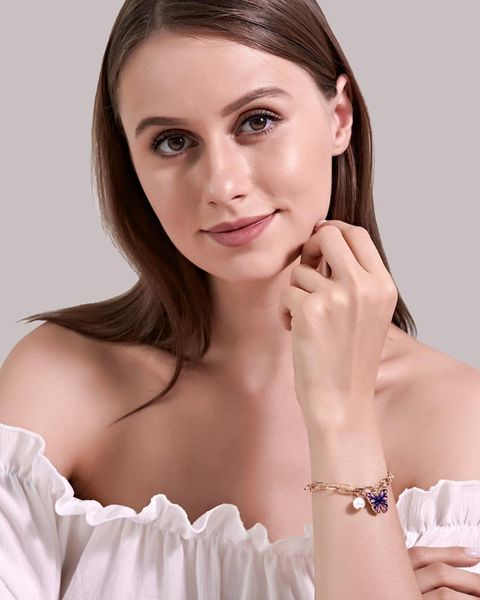 2020 beautiful girl's dream color butterfly bracelet woman summer creative temperament pearl thick chain bracelet sweet romantic, Golden;silver
2020 beautiful girl's dream color butterfly bracelet woman summer creative temperament pearl thick chain bracelet sweet romantic, Golden;silver