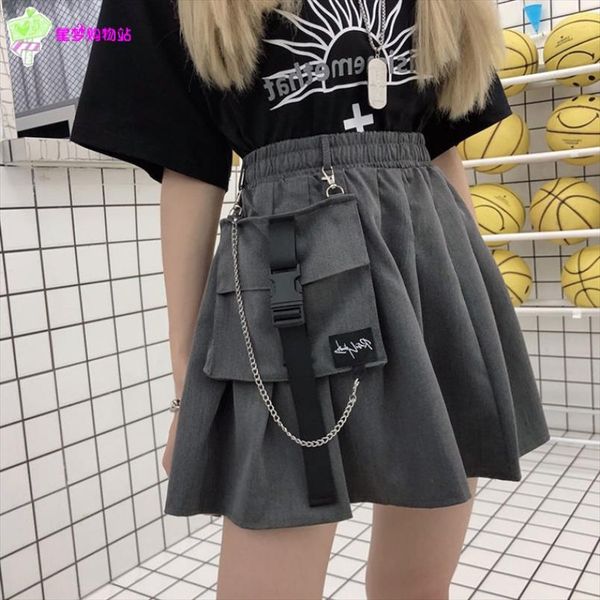 new womens skirts autumn fashion short skirt female pleated school skirt loose pocket high waist metal chain 2019 summer bottoms, Black
new womens skirts autumn fashion short skirt female pleated school skirt loose pocket high waist metal chain 2019 summer bottoms, Black