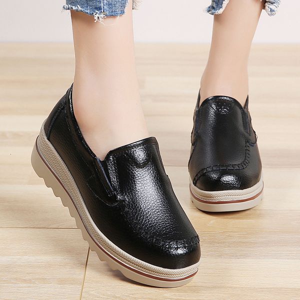2021 new women platform shoes spring autumn casual ladies solid sneakers slip on soft flat female loafers plus size 35-43 9fx3, Black
2021 new women platform shoes spring autumn casual ladies solid sneakers slip on soft flat female loafers plus size 35-43 9fx3, Black