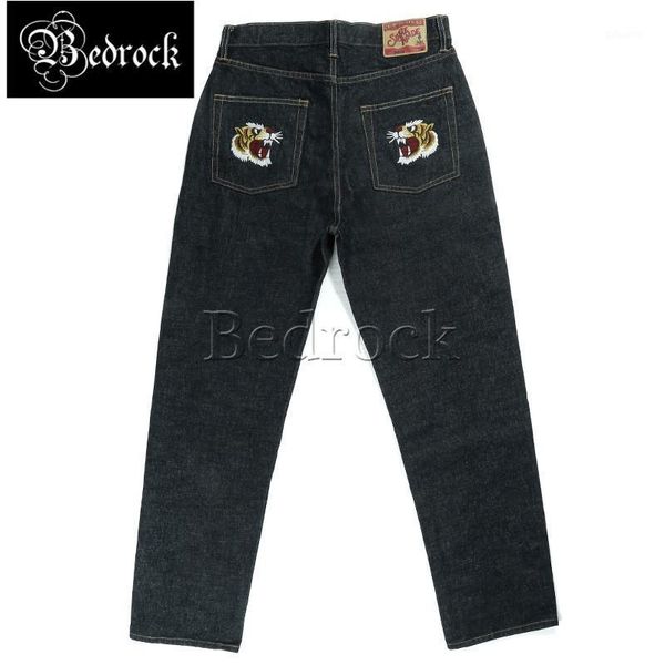 the new 15oz heavyweight original color washed red ear denim straight jeans with embroidery cow raising jeans for men1, Blue
the new 15oz heavyweight original color washed red ear denim straight jeans with embroidery cow raising jeans for men1, Blue