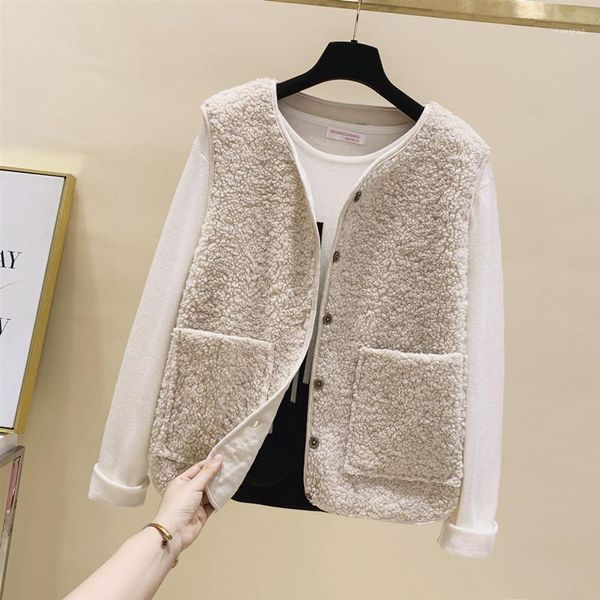 women's vest 2020 autumn/winter new women's small fragrance fur one-piece vest shoulder-length wearing lamb velvet horse jacket1, Black;white
women's vest 2020 autumn/winter new women's small fragrance fur one-piece vest shoulder-length wearing lamb velvet horse jacket1, Black;white