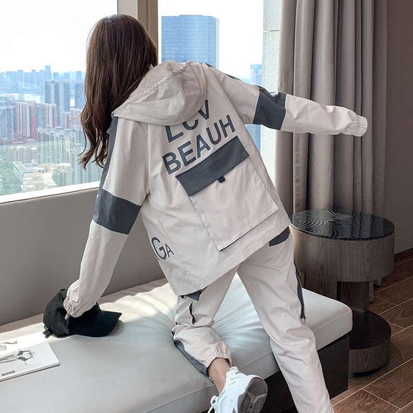 korean work wear sports suit women 2020 new foreign style age reduced autumn and winter two piece set plush thickened oversize coat, Gray
korean work wear sports suit women 2020 new foreign style age reduced autumn and winter two piece set plush thickened oversize coat, Gray