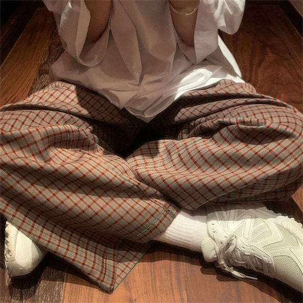 wide leg pants women fashion plaid ulzzang loose high waist trousers female jogger sweatpant pockets summer retro streetwear 201118, Black;white
wide leg pants women fashion plaid ulzzang loose high waist trousers female jogger sweatpant pockets summer retro streetwear 201118, Black;white