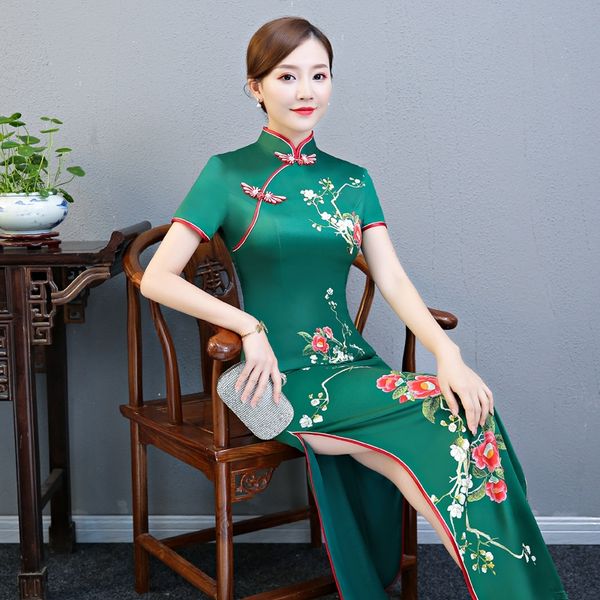 show women 2020 new autumn large size long skirt cheongsam slim fitting chinese style dress for middle-aged and elderly long performance che, Black;gray
show women 2020 new autumn large size long skirt cheongsam slim fitting chinese style dress for middle-aged and elderly long performance che, Black;gray