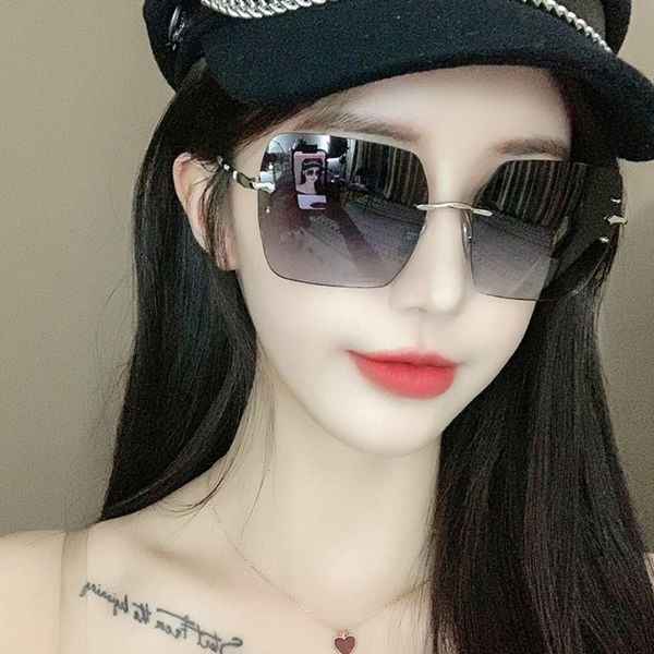 women's fashion rimless sunglasses 2020 new anti ultraviolet big round face slim ins glasses polarized sunglasses gm, White;black
women's fashion rimless sunglasses 2020 new anti ultraviolet big round face slim ins glasses polarized sunglasses gm, White;black