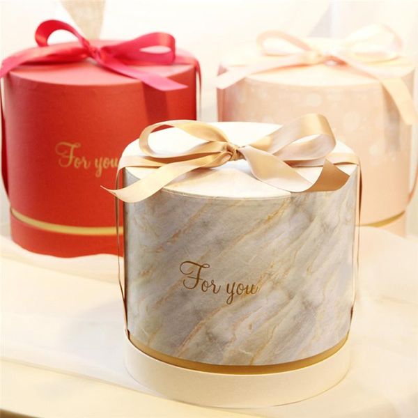 18*15cm florist hat boxes round ribbon box candy boxes gift box packaging for gifts christmas flowers gifts living vase
18*15cm florist hat boxes round ribbon box candy boxes gift box packaging for gifts christmas flowers gifts living vase