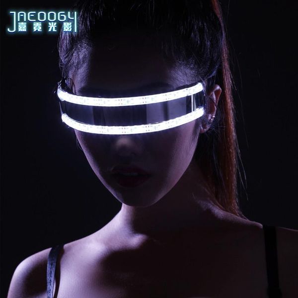 2020 new led luminescent spectacles, the creative fashionable night luminous glasses, bars, night show products
2020 new led luminescent spectacles, the creative fashionable night luminous glasses, bars, night show products