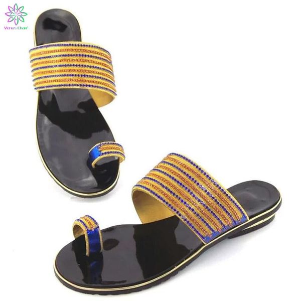2020 новый итальянский женщин тапочки обувь украшенные с rhinestone roayl синий open toe sexy ladies обувь свадьба насосы, Black
2020 новый итальянский женщин тапочки обувь украшенные с rhinestone roayl синий open toe sexy ladies обувь свадьба насосы, Black