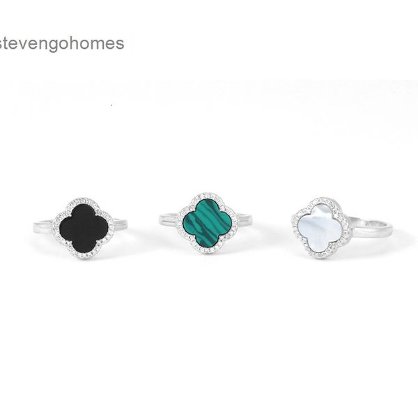 women's accessories: s925 agate silver clover zircon hand decoration simple style ring
women's accessories: s925 agate silver clover zircon hand decoration simple style ring