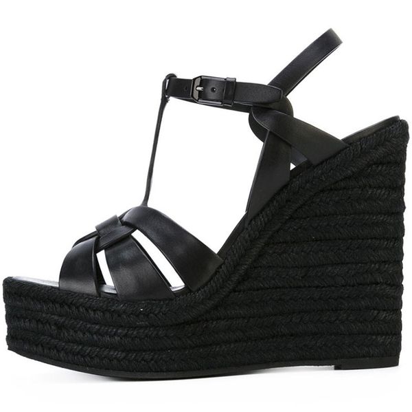 2020 and high-heeled high-quality with sandals 2e22, Black
2020 and high-heeled high-quality with sandals 2e22, Black