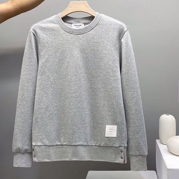 women men and thom autumn winter new tb limited back webbing stitching simple round neck long sleeve sweater browne 2021, White;black
women men and thom autumn winter new tb limited back webbing stitching simple round neck long sleeve sweater browne 2021, White;black