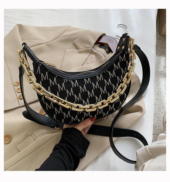 square crossbody bag 2020 fashion new pu leather women's designer handbag chain shoulder messenger bag
square crossbody bag 2020 fashion new pu leather women's designer handbag chain shoulder messenger bag