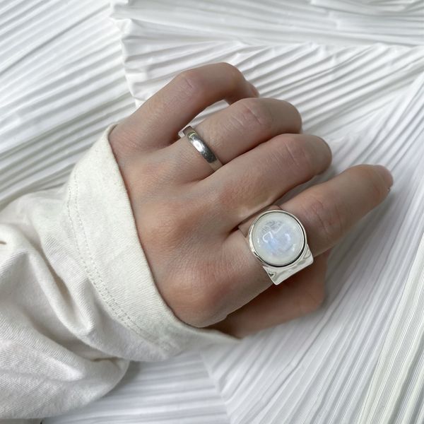 estilo coreano nicho marca s925 prata esterlina natural moonstone anis alto nvel senso frio abertura anel ajustvel yaw4, Golden;silver
estilo coreano nicho marca s925 prata esterlina natural moonstone anis alto nvel senso frio abertura anel ajustvel yaw4, Golden;silver