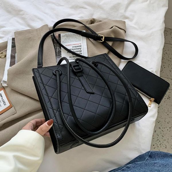 shoulder bags fashion bag ladies solid color pu female casual handbag black luxury large capacity lady
shoulder bags fashion bag ladies solid color pu female casual handbag black luxury large capacity lady