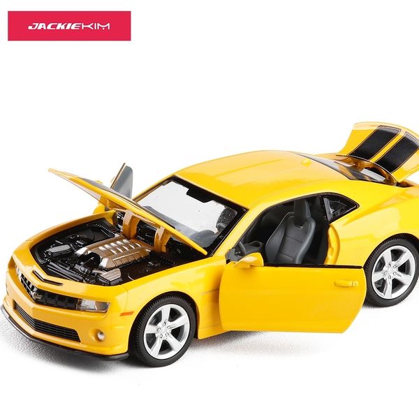 1:32 alloy car model high simulation chevrolet camaro toy vehicles metal diecasts pull back flashing musical for kids toys y200109
1:32 alloy car model high simulation chevrolet camaro toy vehicles metal diecasts pull back flashing musical for kids toys y200109