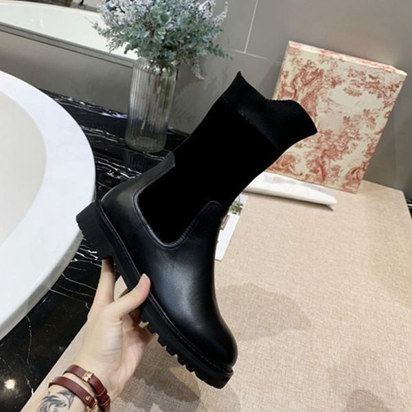 women martin boots platform insole sock boots bottes femmes new fashion winter black knight boot with letter ankle boot stiefel 
women martin boots platform insole sock boots bottes femmes new fashion winter black knight boot with letter ankle boot stiefel