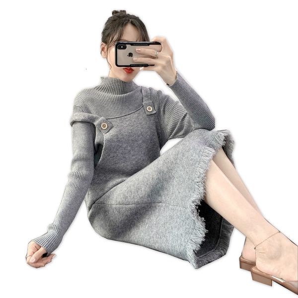 2021 new female jersey plus size fall and winter western style thin all-match suit fashion shirt 66f7, White;black
2021 new female jersey plus size fall and winter western style thin all-match suit fashion shirt 66f7, White;black
