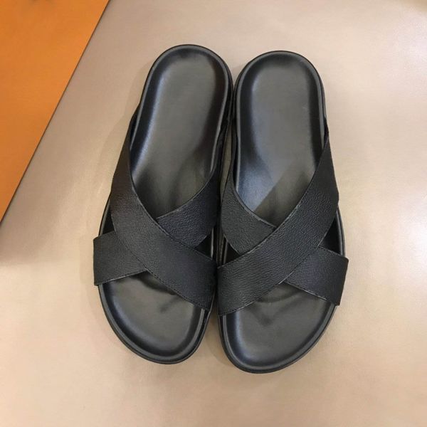 classic style men luxurys designers genuine leather sandals indoor male flip flops beach homme slides sandals with box eur38-45, Black
classic style men luxurys designers genuine leather sandals indoor male flip flops beach homme slides sandals with box eur38-45, Black