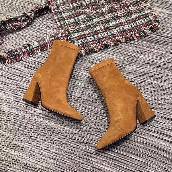 ladies winter plus velvet to keep warm new pointed toe mid tube stretch desert color black thick soled fashion high heeled socks boots
ladies winter plus velvet to keep warm new pointed toe mid tube stretch desert color black thick soled fashion high heeled socks boots