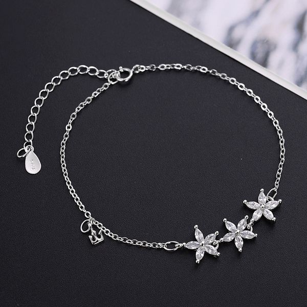 s925 sterling silver bracelet female literature and art fresh daisy lovely flower flash diamond fairy wind silver bracelet
s925 sterling silver bracelet female literature and art fresh daisy lovely flower flash diamond fairy wind silver bracelet
