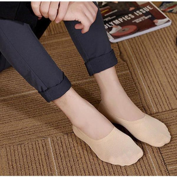 sports socks 3pairs women ice silk female breathable summer thin soft non-slip sports1, Black 
sports socks 3pairs women ice silk female breathable summer thin soft non-slip sports1, Black