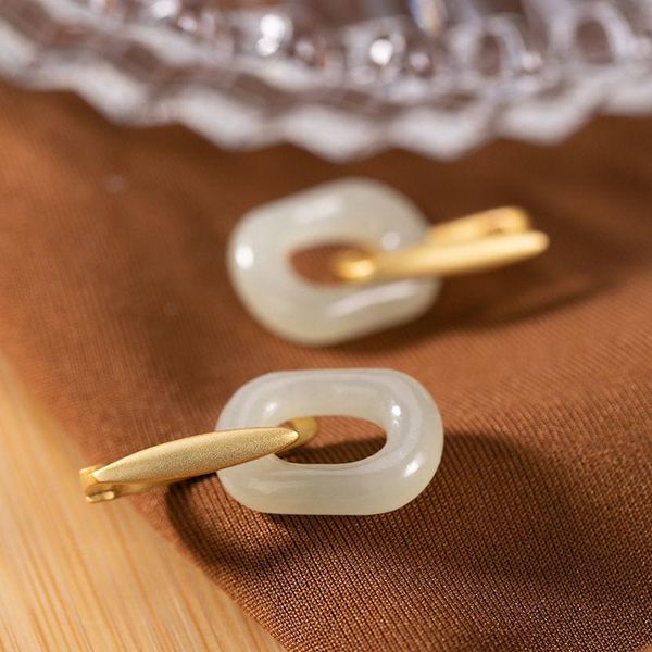 new silver inlaid natural southern red agate face earrings chinese retro creative irregular shaped women's brand jewelry
new silver inlaid natural southern red agate face earrings chinese retro creative irregular shaped women's brand jewelry