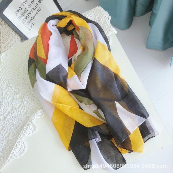 new style women's scarf geometry joint contrast color silk scarves black background shawl thin gauze kerchief beach large size h, Blue;gray
new style women's scarf geometry joint contrast color silk scarves black background shawl thin gauze kerchief beach large size h, Blue;gray