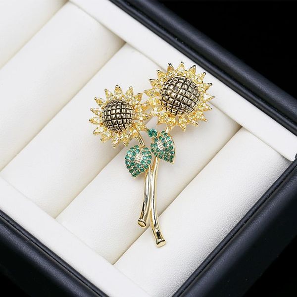 christmas korean color zircon sunflower chest to sunflow breast flower female minimalist coat suit decorative needle, Gray
christmas korean color zircon sunflower chest to sunflow breast flower female minimalist coat suit decorative needle, Gray