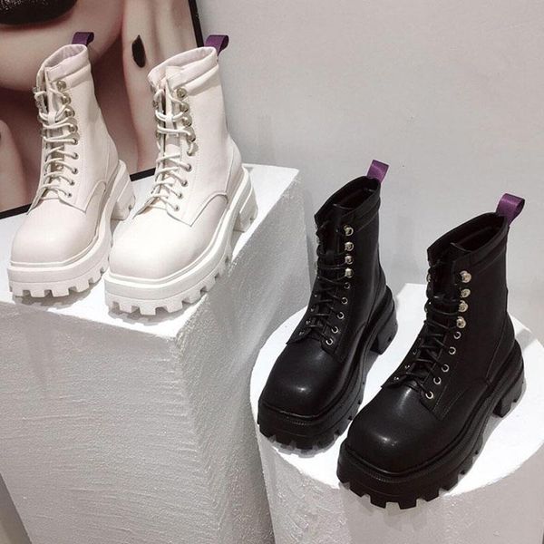 new riding, equestrian boots female 2020 autumn microfiber leather waterproof platform short boots motorcycle women shoes, Black
new riding, equestrian boots female 2020 autumn microfiber leather waterproof platform short boots motorcycle women shoes, Black