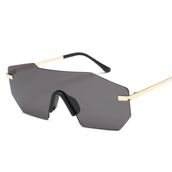 2020 new integrated personalized fashionable sunglasses men and women big frame fashion dazzle color selection, White;black
2020 new integrated personalized fashionable sunglasses men and women big frame fashion dazzle color selection, White;black