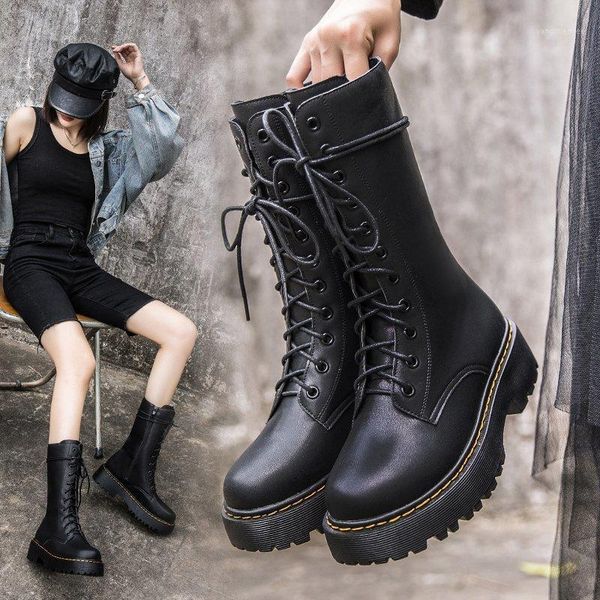 2020 spring and autumn new thick-soled retro boots wild round toe lace motorcycle boots fashion women's x4611, Black
2020 spring and autumn new thick-soled retro boots wild round toe lace motorcycle boots fashion women's x4611, Black