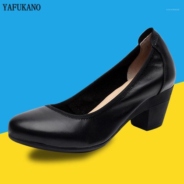 dress shoes super soft comfortable womens pumps chunky heel career genuine leather work elegant ladies plus size 32 33-431, Black
dress shoes super soft comfortable womens pumps chunky heel career genuine leather work elegant ladies plus size 32 33-431, Black