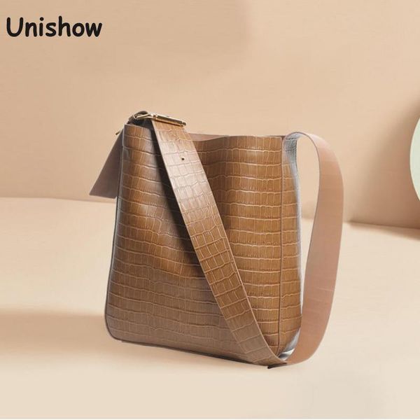 crocodile pattern genuine leather women shoulder bag large female totes bag luxury real leather crossbody women casual purse
crocodile pattern genuine leather women shoulder bag large female totes bag luxury real leather crossbody women casual purse