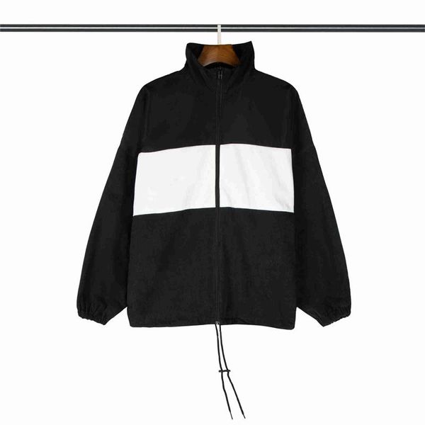 designer paris luxury men in the spring of trench coat parkas winter mens jackets long sleeve letter printed with hooded women clothing, Black
designer paris luxury men in the spring of trench coat parkas winter mens jackets long sleeve letter printed with hooded women clothing, Black