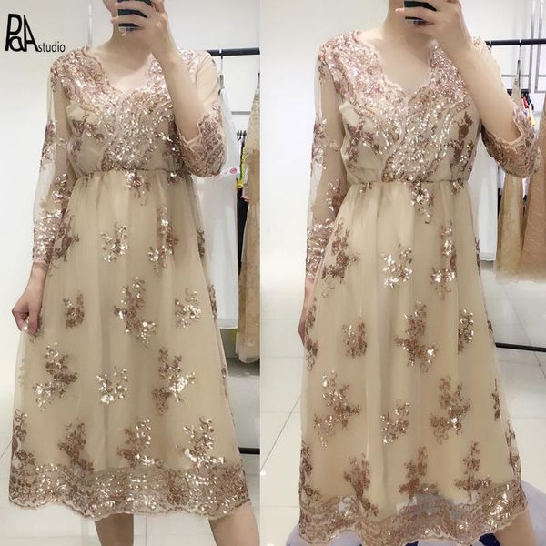 casual dresses embroidery sequins v-neck lace mesh party club birthday ladies elegant high waist dress oversized korea sequined vestido, Black;gray
casual dresses embroidery sequins v-neck lace mesh party club birthday ladies elegant high waist dress oversized korea sequined vestido, Black;gray