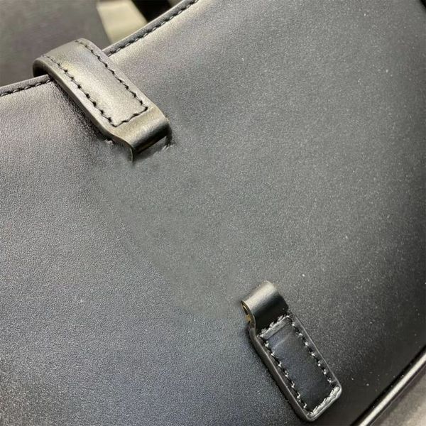 2022designer tote lady genuine leather handbag pochette handbags plain metallic sequined letter hasp hard flap fres
2022designer tote lady genuine leather handbag pochette handbags plain metallic sequined letter hasp hard flap fres