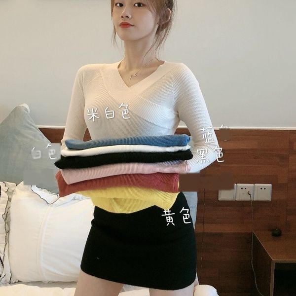 трикотажное плечо sweatertop sweaterchic ранней осенью верхней ленивый v-образный вырез черного свитер низкого воротник рубашка тонкой базы, White;black
трикотажное плечо sweatertop sweaterchic ранней осенью верхней ленивый v-образный вырез черного свитер низкого воротник рубашка тонкой базы, White;black