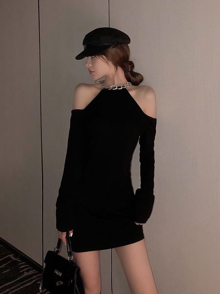off-shoulder chair long-dressed long-sleeved 2021 new autumn women dressed black street desolation 01v0, Black;gray
off-shoulder chair long-dressed long-sleeved 2021 new autumn women dressed black street desolation 01v0, Black;gray