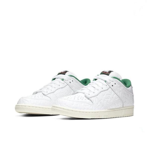new tangjin-g combines white and green men's and women's outdoor shoes, skateboard shoes and sports shoes
new tangjin-g combines white and green men's and women's outdoor shoes, skateboard shoes and sports shoes