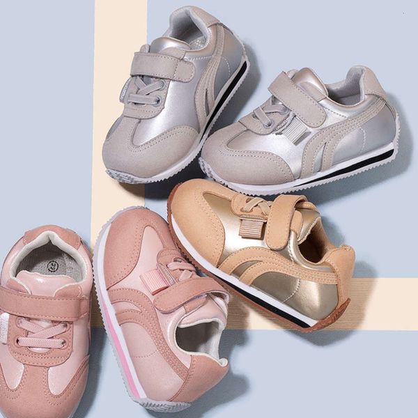 children' spring babyfeet walking breathable sports and boys' autumn soft sole single sho 0-3 years old, Black;grey
children' spring babyfeet walking breathable sports and boys' autumn soft sole single sho 0-3 years old, Black;grey