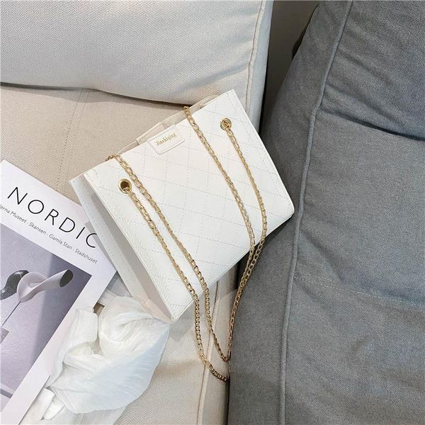 women's bags 2020 new large-capacity messenger bag women's all-match bag rhombus chain women messenger bags
women's bags 2020 new large-capacity messenger bag women's all-match bag rhombus chain women messenger bags