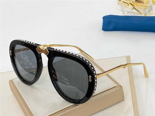 0307 special sunglasses for men and women foldable selling summer style rectangle full frame uv protection come with case, White;black
0307 special sunglasses for men and women foldable selling summer style rectangle full frame uv protection come with case, White;black